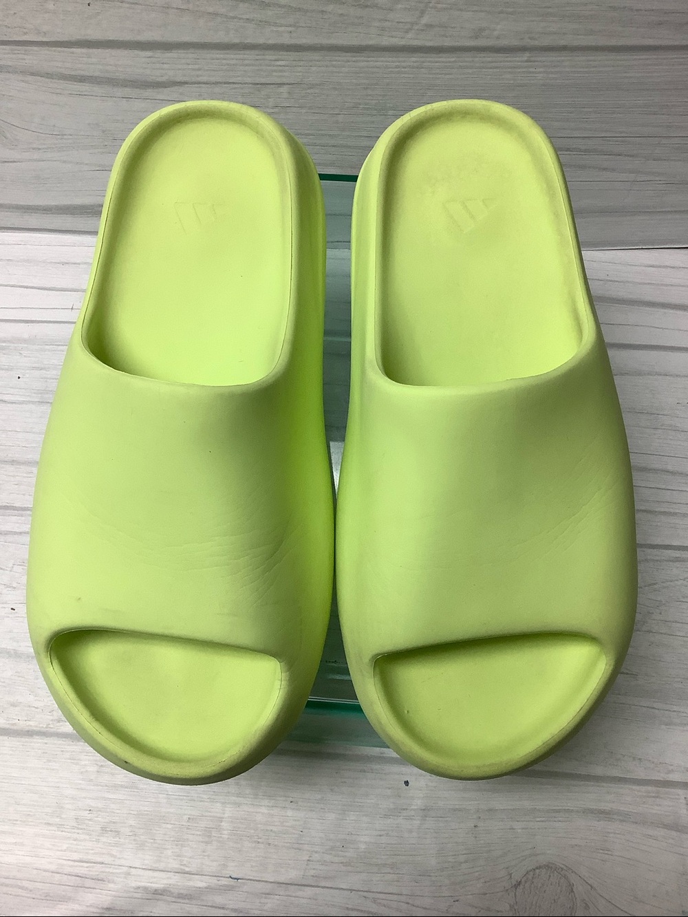 Yeezy Slip-On Slide Sandals - Picture 6 of 10